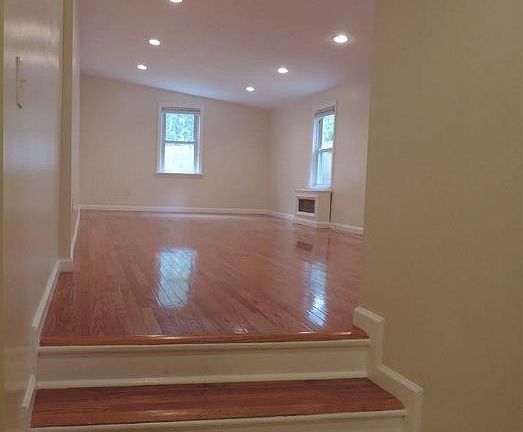4th image of 273 Kimball Ave Floor 1
