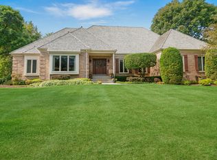 5648 Barclay Ct, Long Grove, IL 60047