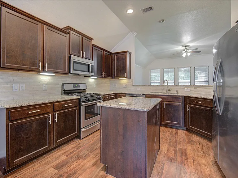 19502 Flatrock Park Ln — Photo 12