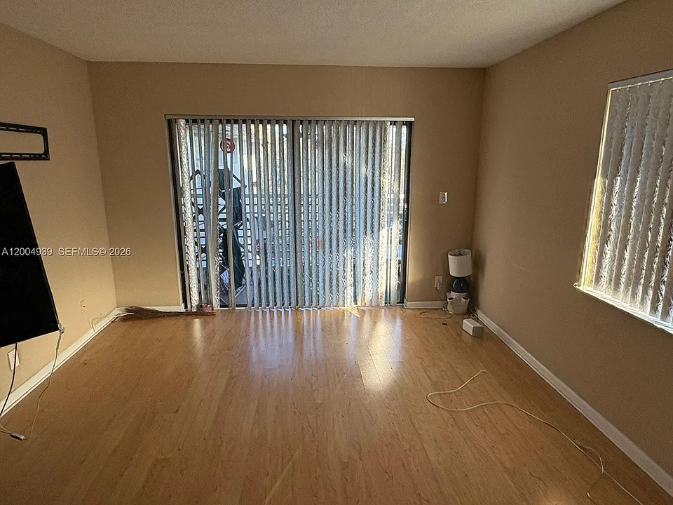 1880 N Congress Ave #302