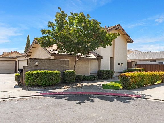 3rd image of 3546 Fawndale Dr