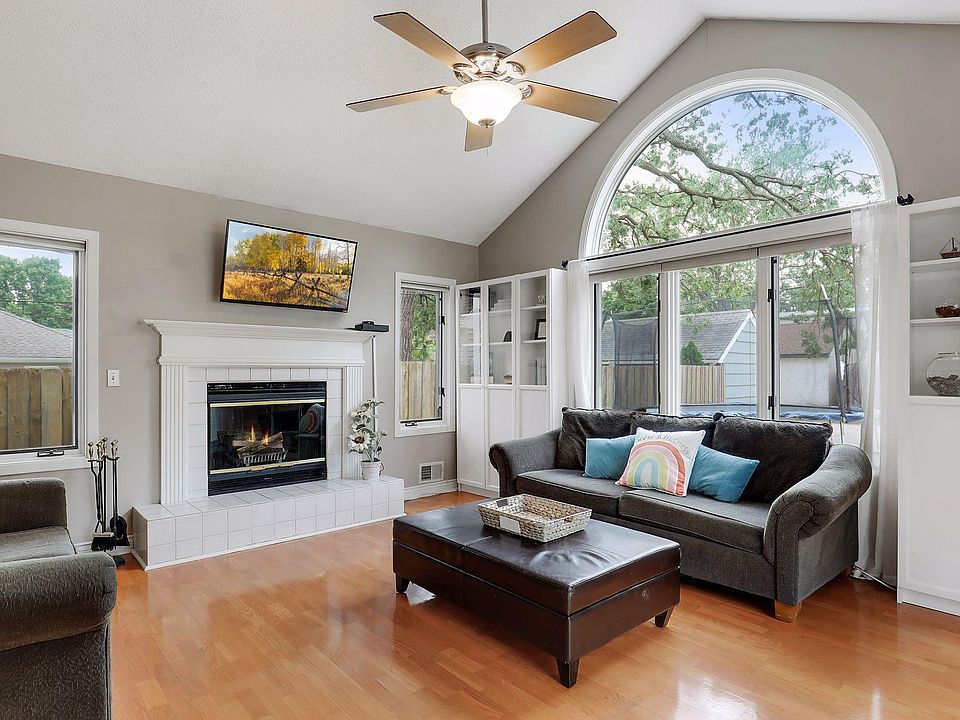 1st image of 7112 Harriet Ave