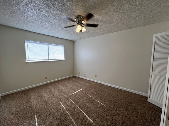 3rd image of 42 Cameo Dr #1