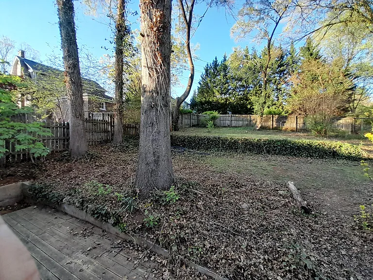 1823 Brandon Ave SW — Photo 37