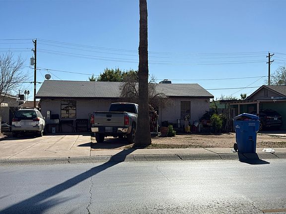 3rd image of 3315 E Oak St #3315