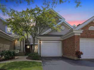 2011 Stillwater Rd, Arlington Heights, IL 60004