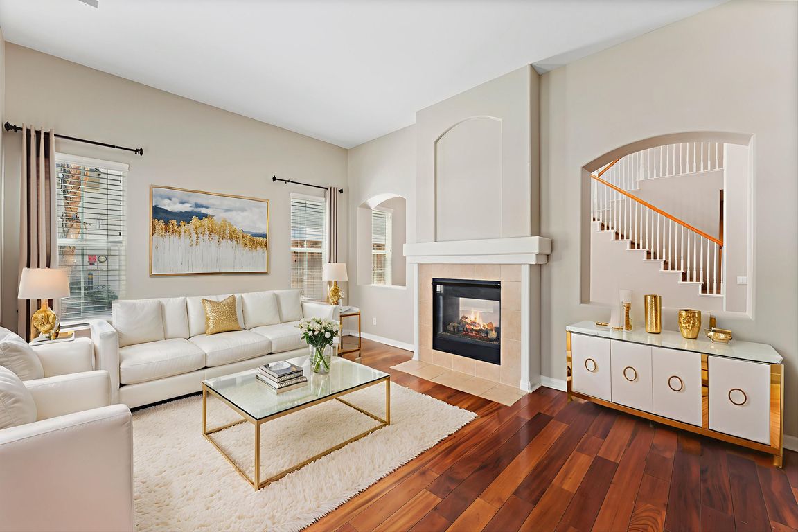 004-LSM00319 - Living Room - Luxury - 67