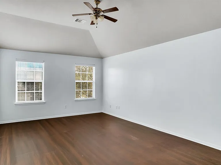 15807 Little Miss Creek Dr — Photo 23