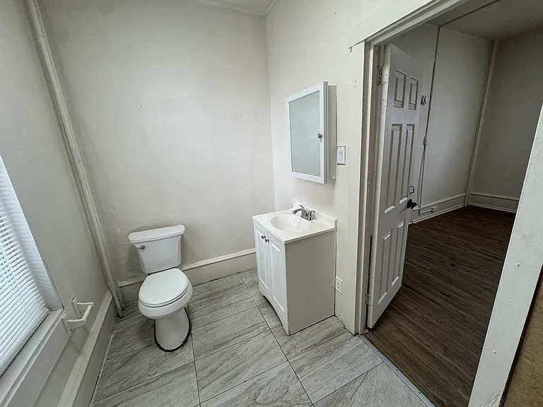 3068 River Ave #B — Photo 8