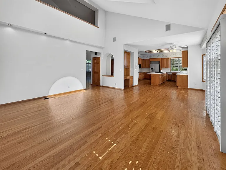 507 Woodfern Ct — Photo 18