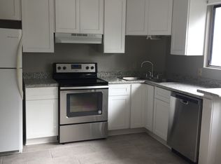 615 Lafitte St, Mandeville, LA 70448