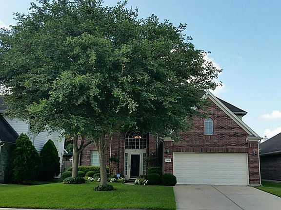 2nd image of 6114 Lacey Oak Dr
