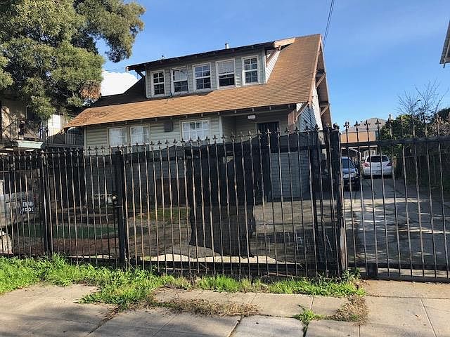 2nd image of 2214 47th Ave