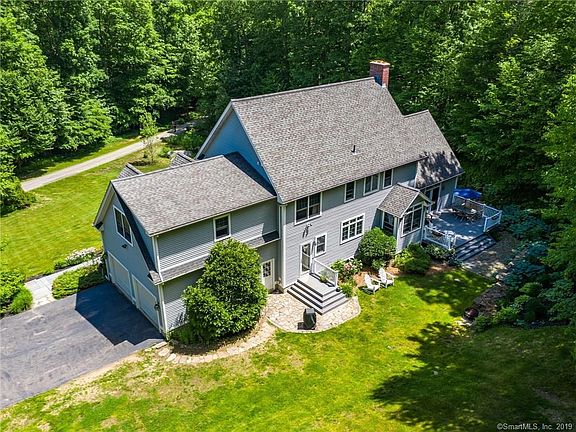 3rd image of 138 Noah Ln