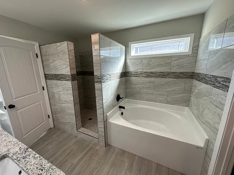 221 Lasso Dr — Photo 17