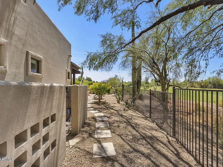 3105 E Arroyo Hondo Rd — Photo 55