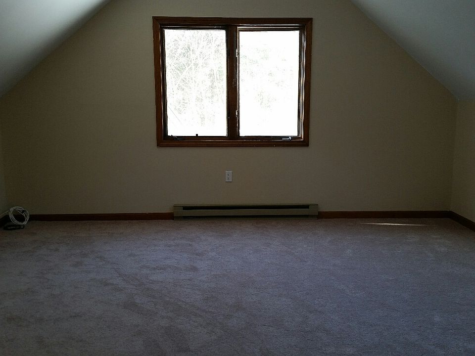2nd image of 9 Village Way APT C