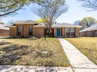 509 Wisterglen Dr, Desoto, TX 75115