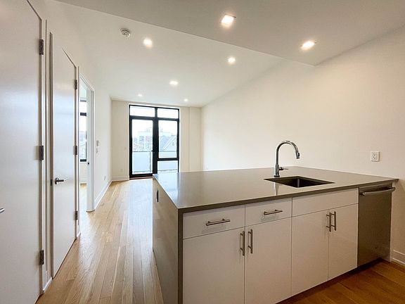 2nd image of 350 E 19th St APT 6E