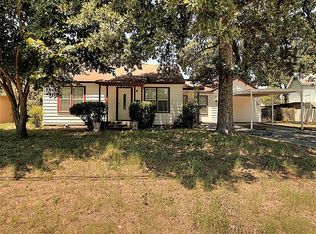 1405 Layton Ave, Haltom City, TX 76117