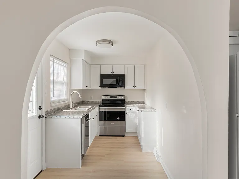 6625 Ridgeview Rd — Photo 1