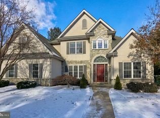 705 Bent Creek Dr, Lititz, PA 17543