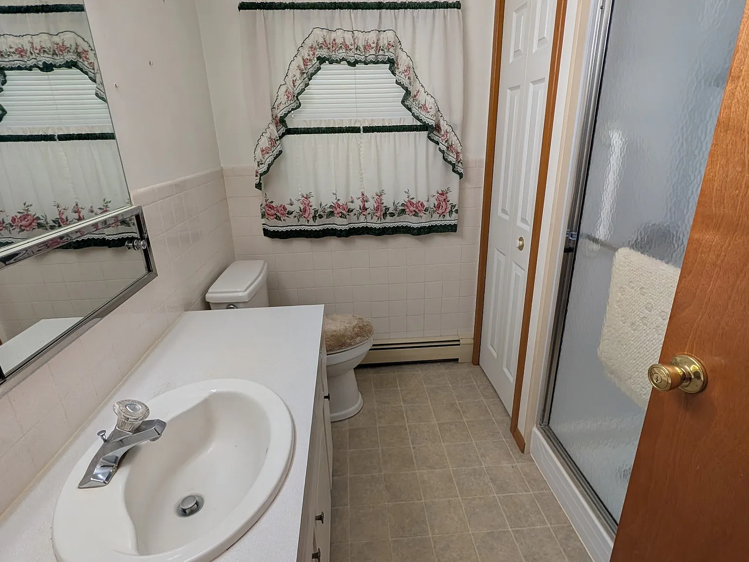 2101 S Forge Rd — Photo 4