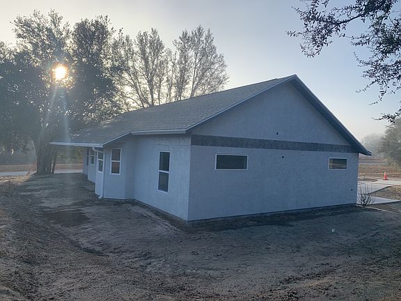 3rd image of 551 E Urbana Pl