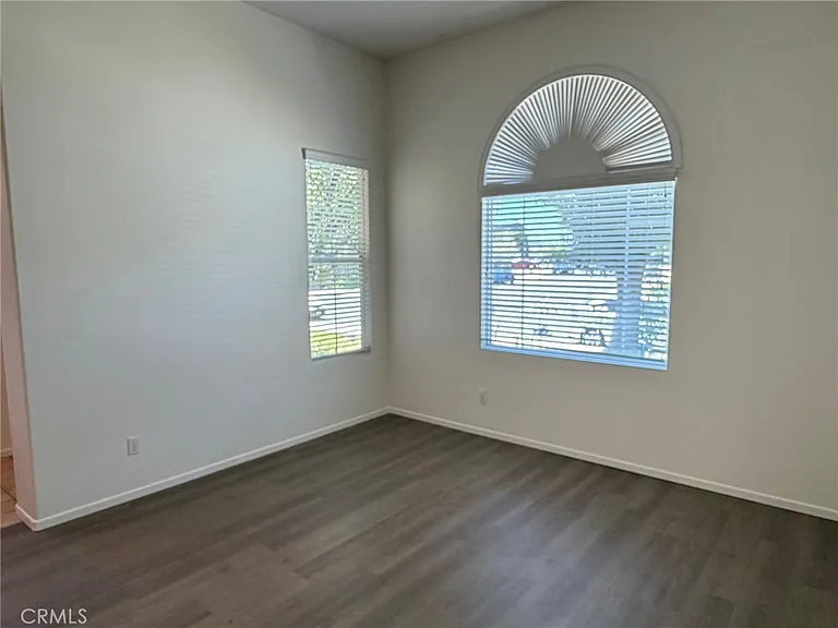 36168 Leeds St — Photo 9