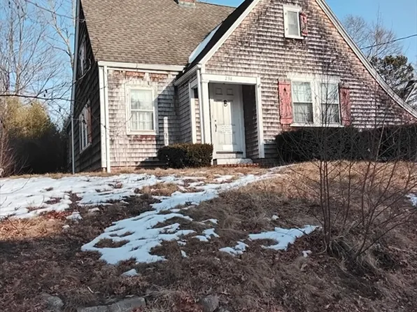 294 Ash St, Brockton, MA 02301