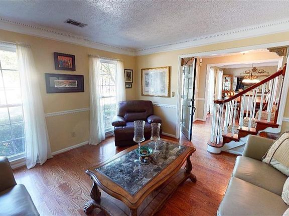 3rd image of 2132 Condor Dr