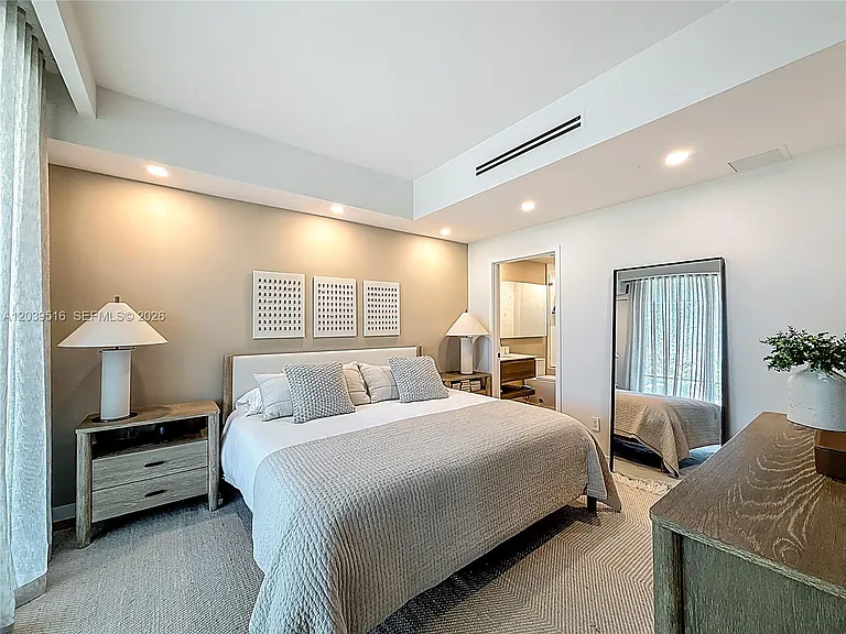 350 Ocean Dr #305N — Photo 16