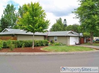 9805 SW Whitford Ln, Beaverton, OR 97008