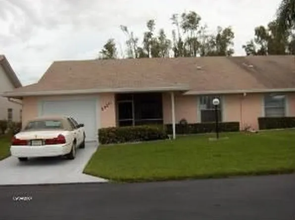 5320 Crystal Anne Dr, West Palm Beach, FL 33417