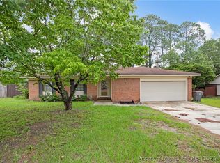 3855 Sturbridge Dr, Hope Mills, NC 28348