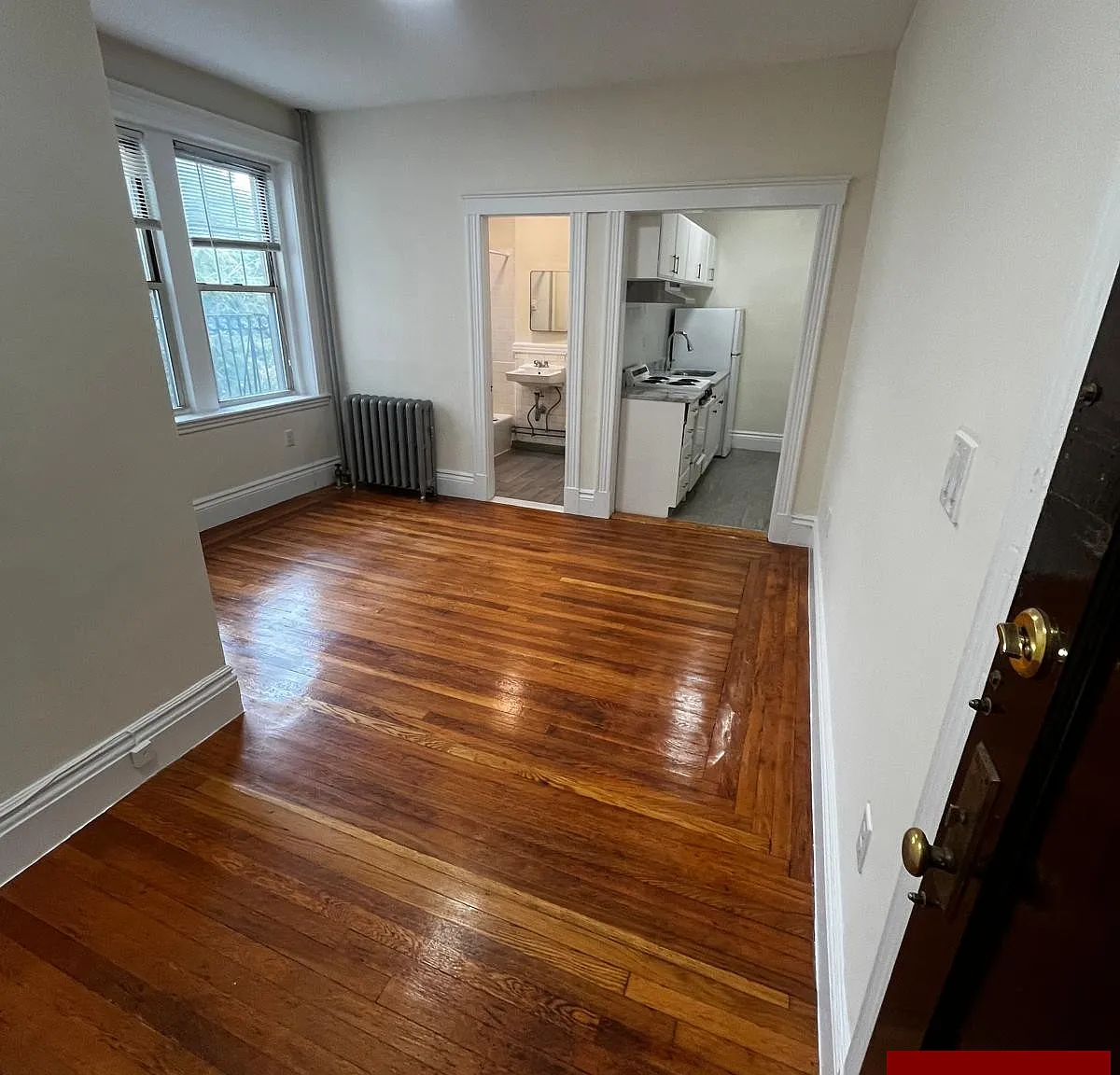 Studio, 1.0 bath, $2,400 — Photo 2