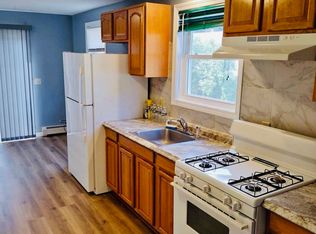 72 Ortoleva Dr, Providence, RI 02909