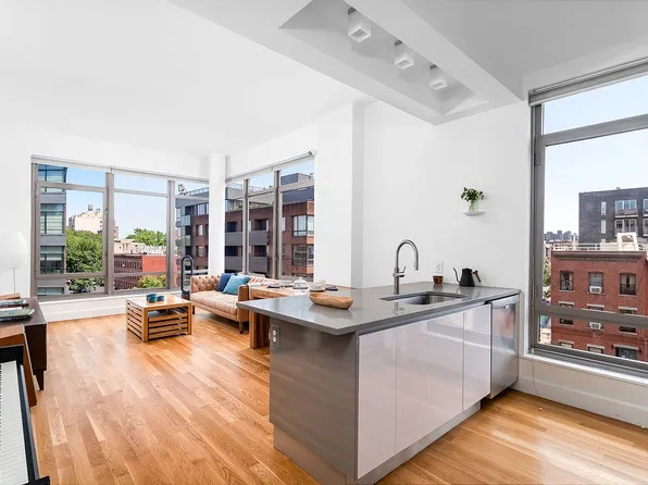 315 Gates Ave APT 4E, Brooklyn, NY 11216