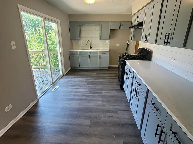 21549 Jeffery Ave — Photo 6