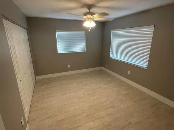 2004 SW 131st Pl, Miami, FL 33175