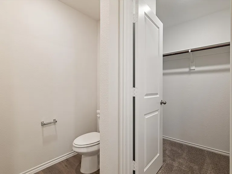 2319 Burleson Rd — Photo 16