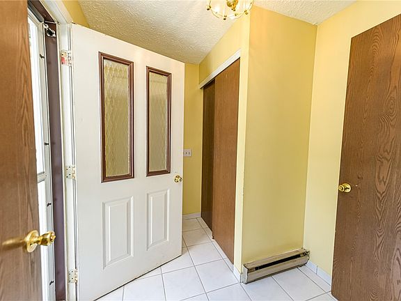 4th image of 80 Shadow Ln