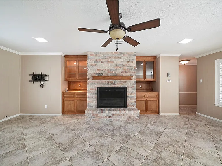 28914 Pine Hill Dr — Photo 4