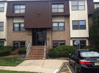 1926 Raspberry Ct, Edison, NJ 08817