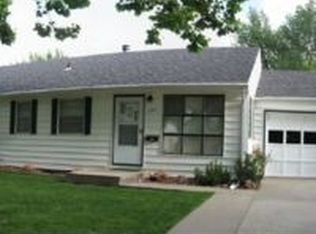 5703 SW 13th St, Topeka, KS 66604