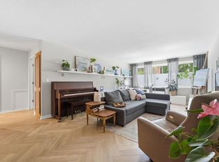 2700 W 44th St APT 114, Minneapolis, MN 55410