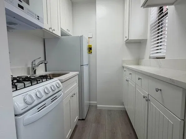 1111 Arlington Blvd APT 947, Arlington, VA 22209
