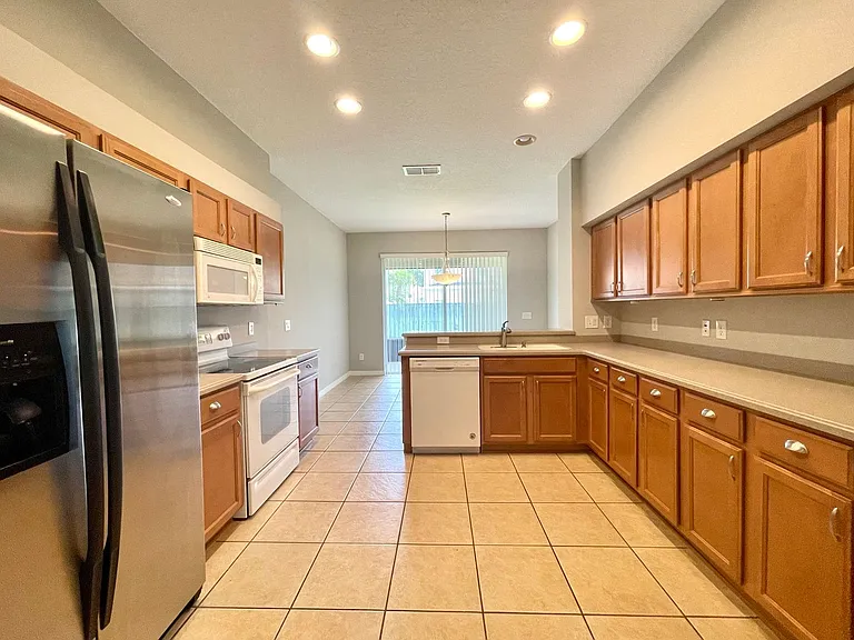4785 Tarflower Ln — Photo 8