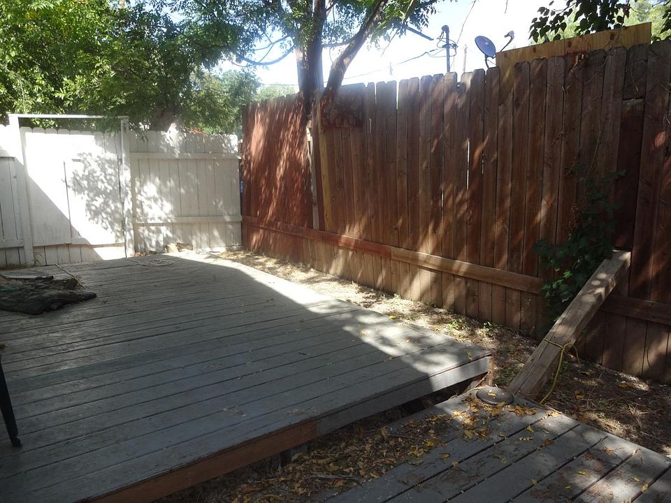 sideyard