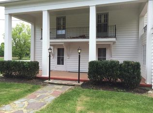 1130 Peachblow Rd, Lewis Center, OH 43035